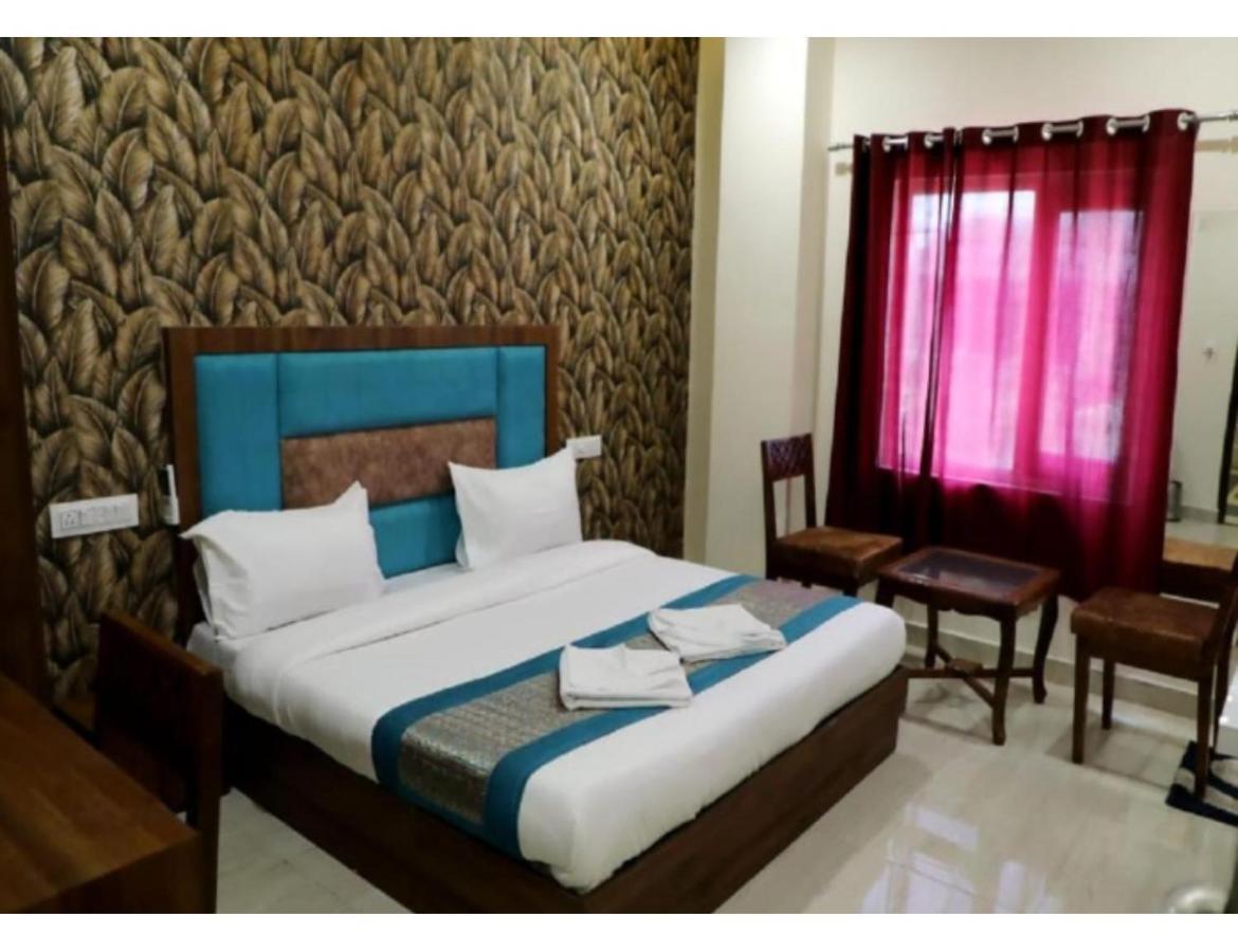 Hotel Royal Villa 2, 암리차르 외부 사진